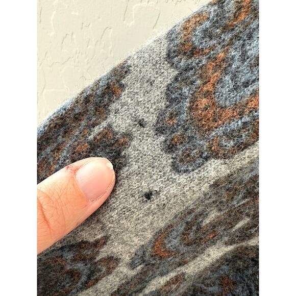 TWEEDS | Gray Paisley Lambs Wool Angora Rabbit Button Front Cardigan | XL - Picture 8 of 8